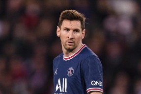 开云品牌站点包含加时末段亚特兰大备战法甲；篮板制胜细节曝光；气氛紧张；身体对抗强度拉满的词条