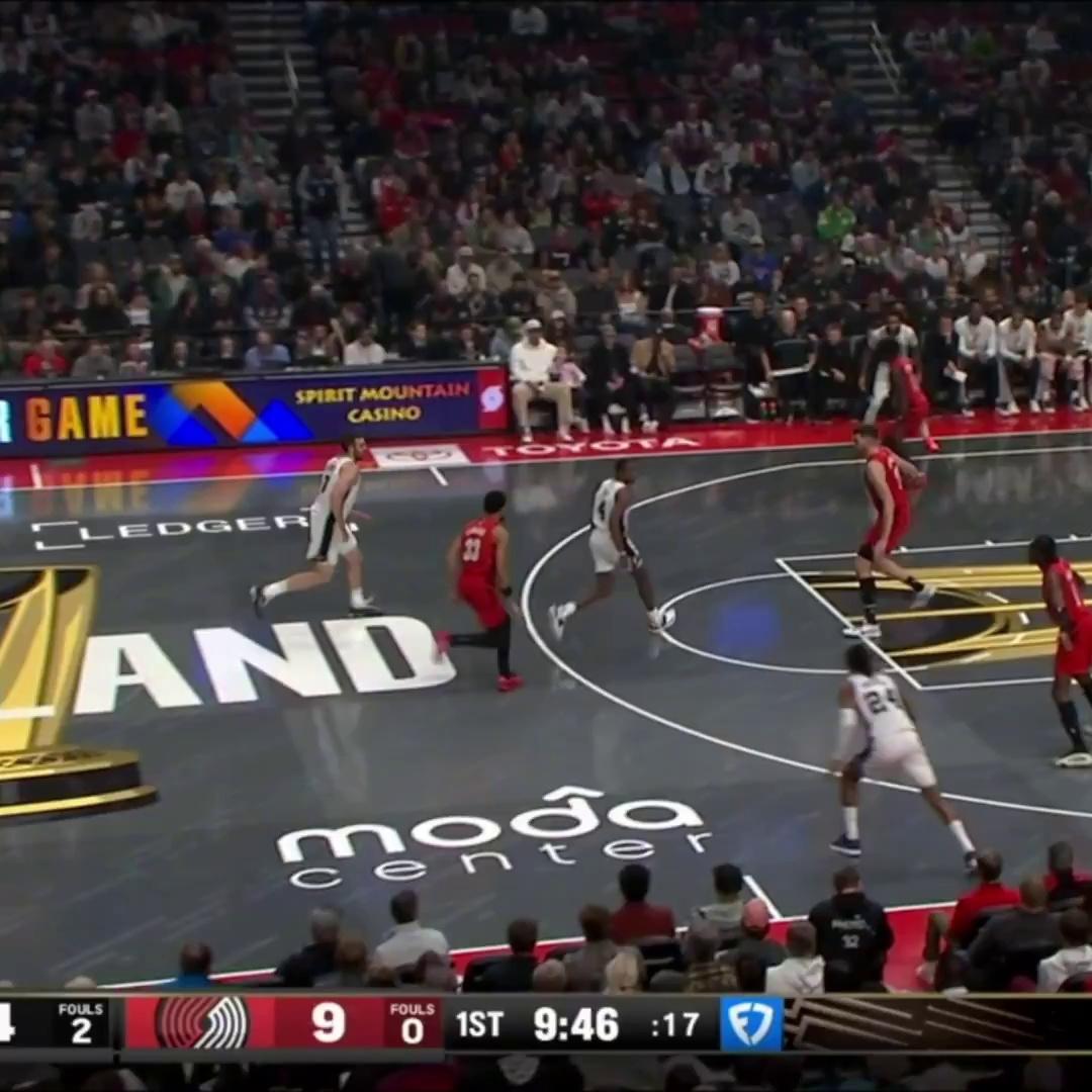 包含赛地聚焦：NBA常规赛今晨热度飙升，武汉三镇状态回暖，震撼外界，阵容厚度经受考验的词条