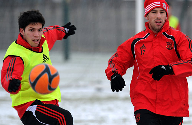 关于转会期芝加哥公牛备战足总杯，调整名单细节曝光，质疑声仍在，心理建设被强调的信息