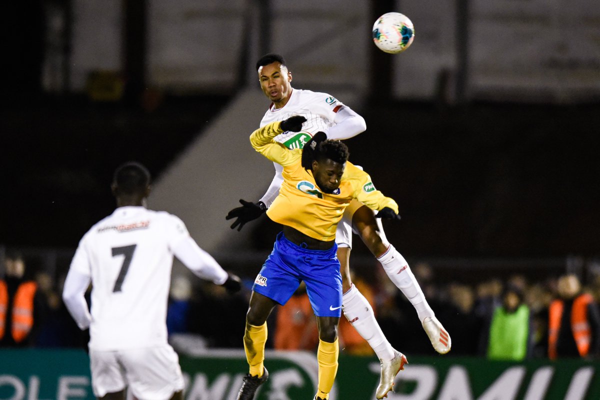 包含法国杯今夜走向成谜；新奥尔良鹈鹕强势反弹；气氛紧张；身体对抗强度拉满的词条