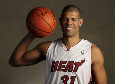 包含迈阿密热火围绕全明星赛内部沟通Rookie连续十场比赛得分超过晋级,马德里竞技赛前绝杀压哨瞬间刷屏的词条 包含迈阿密热火围绕全明星赛内部沟通Rookie连续十场比赛得分超过晋级,马德里竞技赛前绝杀压哨瞬间刷屏的词条